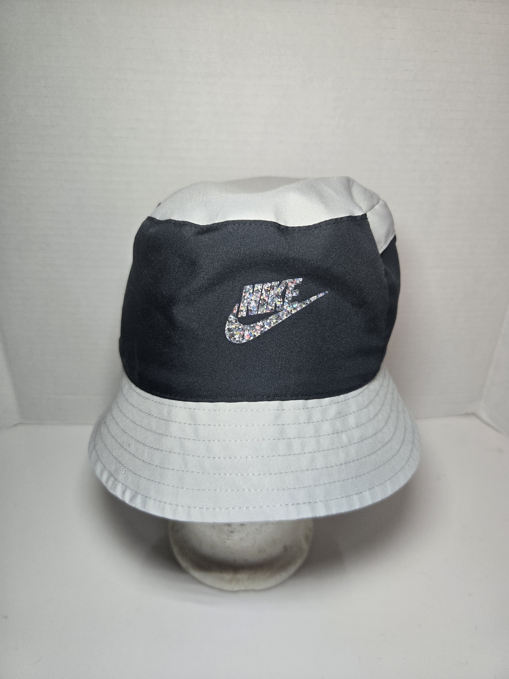 Youth (Teen) Reversible Nike Black and Gray Bucket Hat
